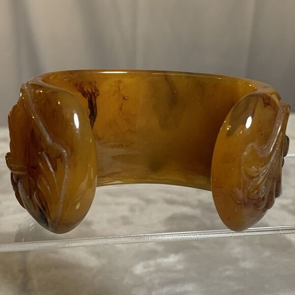 Vintage Carved Lucite Faux Amber Wide Cuff Bracelet Art Deco Style Floral Scroll - Picture 2 of 11